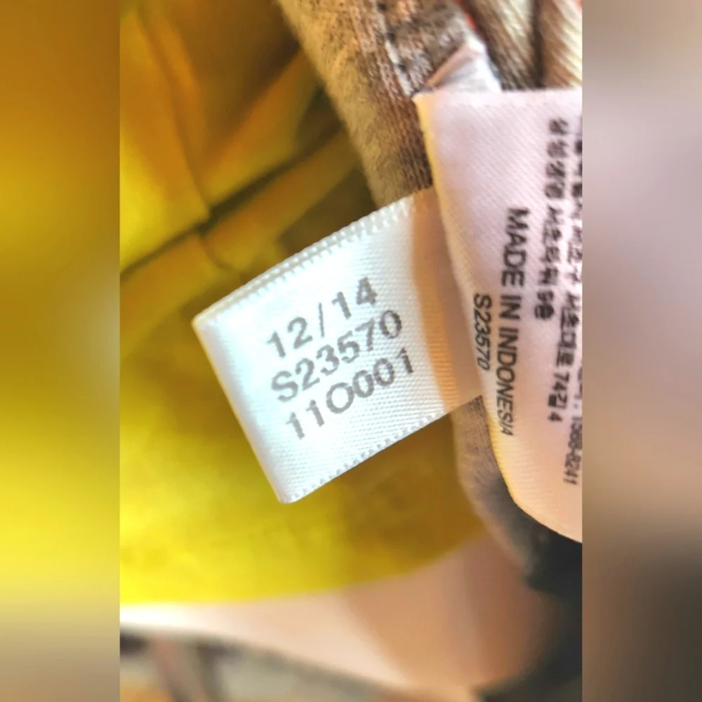 ADIDAS x RITA ORA 2014 HTF Rare Cosmic Cartoon POW Trefoil Track Jacket Med EUC - Picture 8 of 16